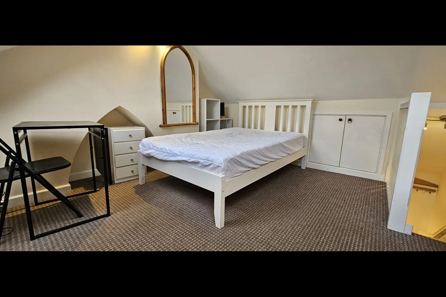 Room Three Elm Lane in Tonbridge and Malling