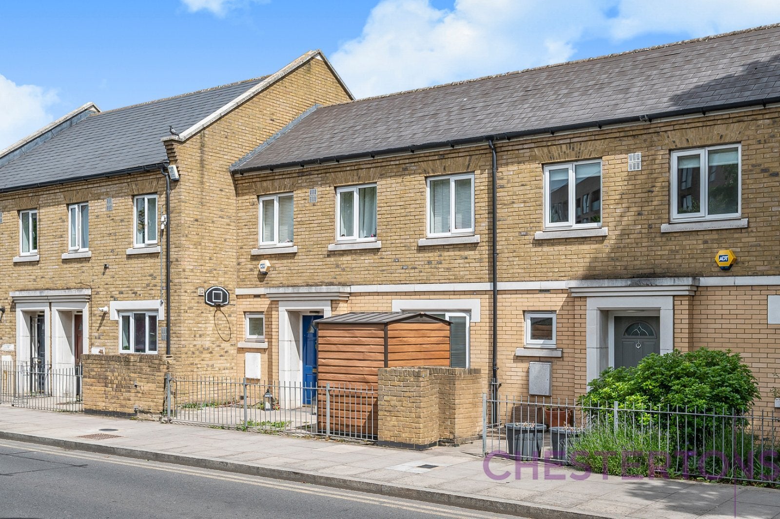 House Abbott Road in Greater London