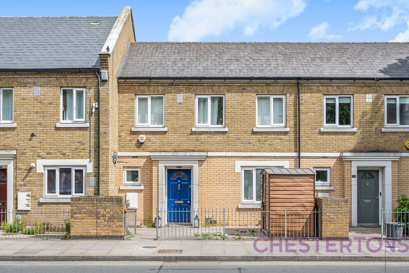 House Abbott Road in Greater London