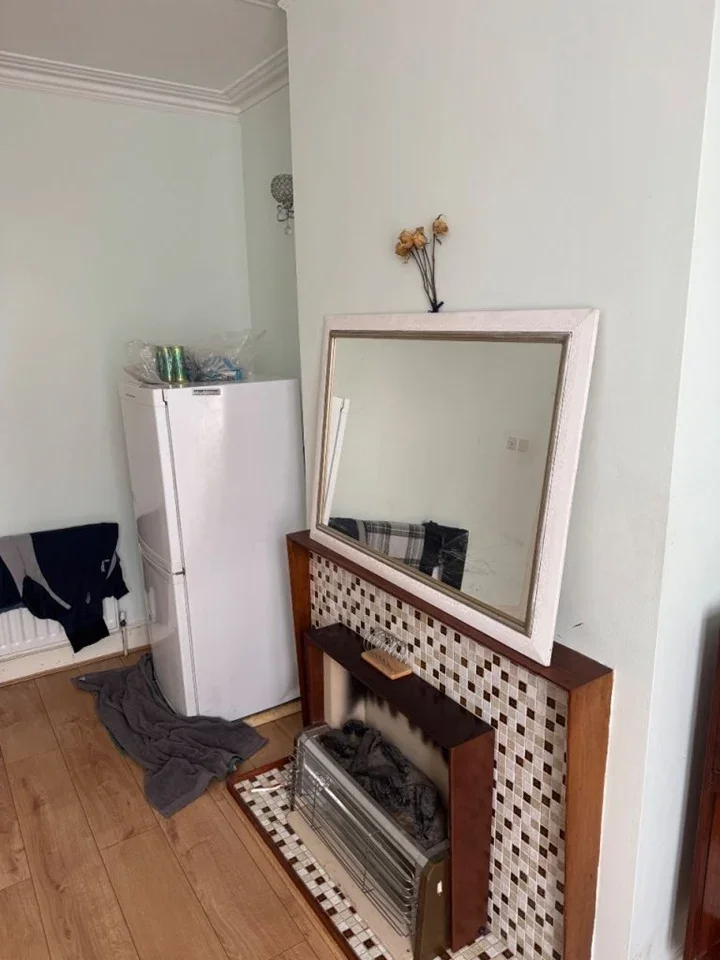 Room Livingstone Road in Gillingham