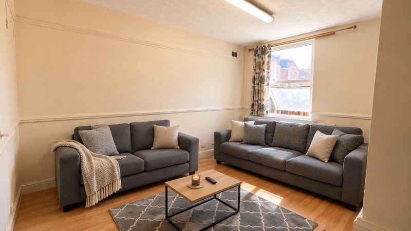 Room Moss Lane East in Manchester