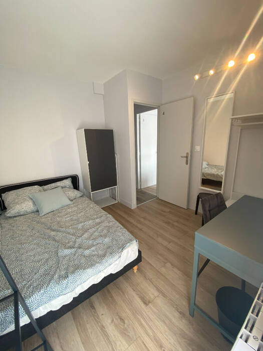 Chambre Rue du 4 Août 1789 à Villeurbanne
