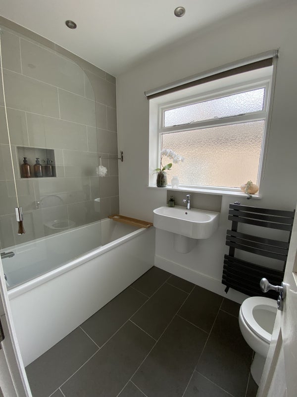 Room Swallowfield Road in Greater London