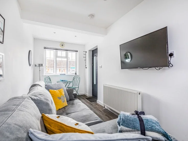 Room Barker Close in Chichester