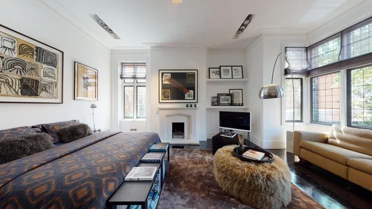 Flat Pont Street Mews in Greater London