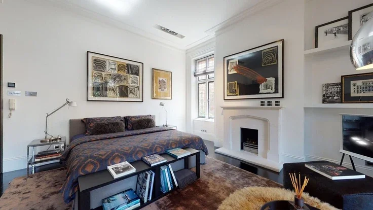 Flat Pont Street Mews in Greater London