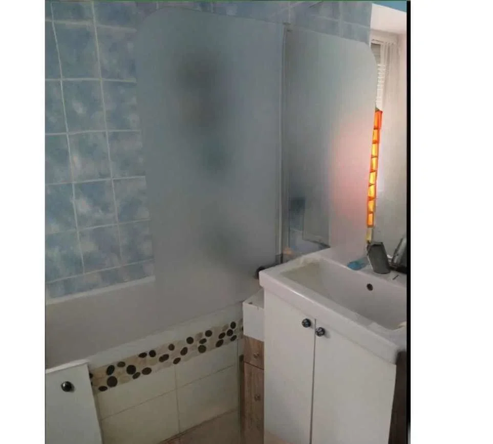 Chambre Rue Arnaud Beltrame à Les Abrets en Dauphiné