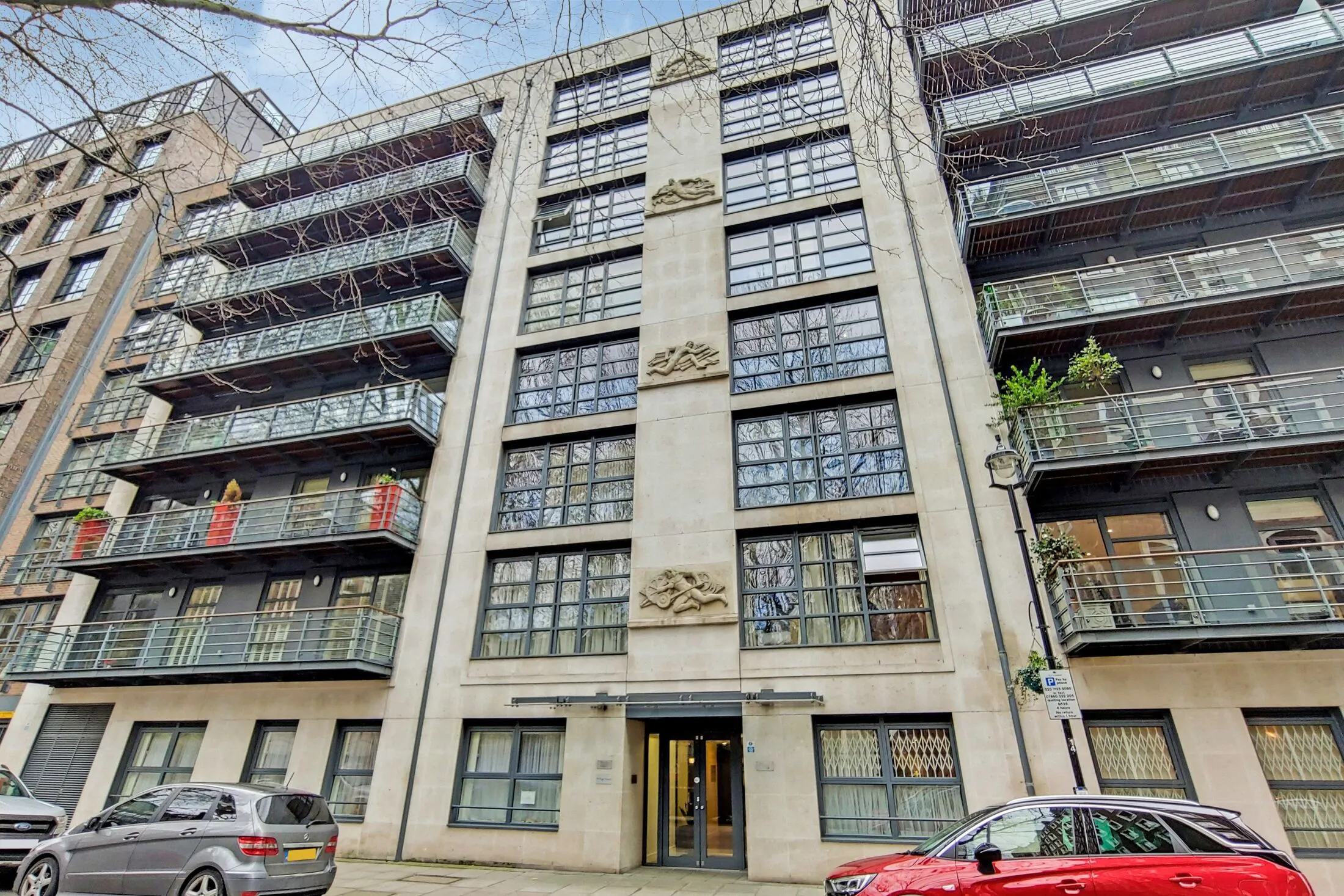 Flat Page Street in City of Westminster