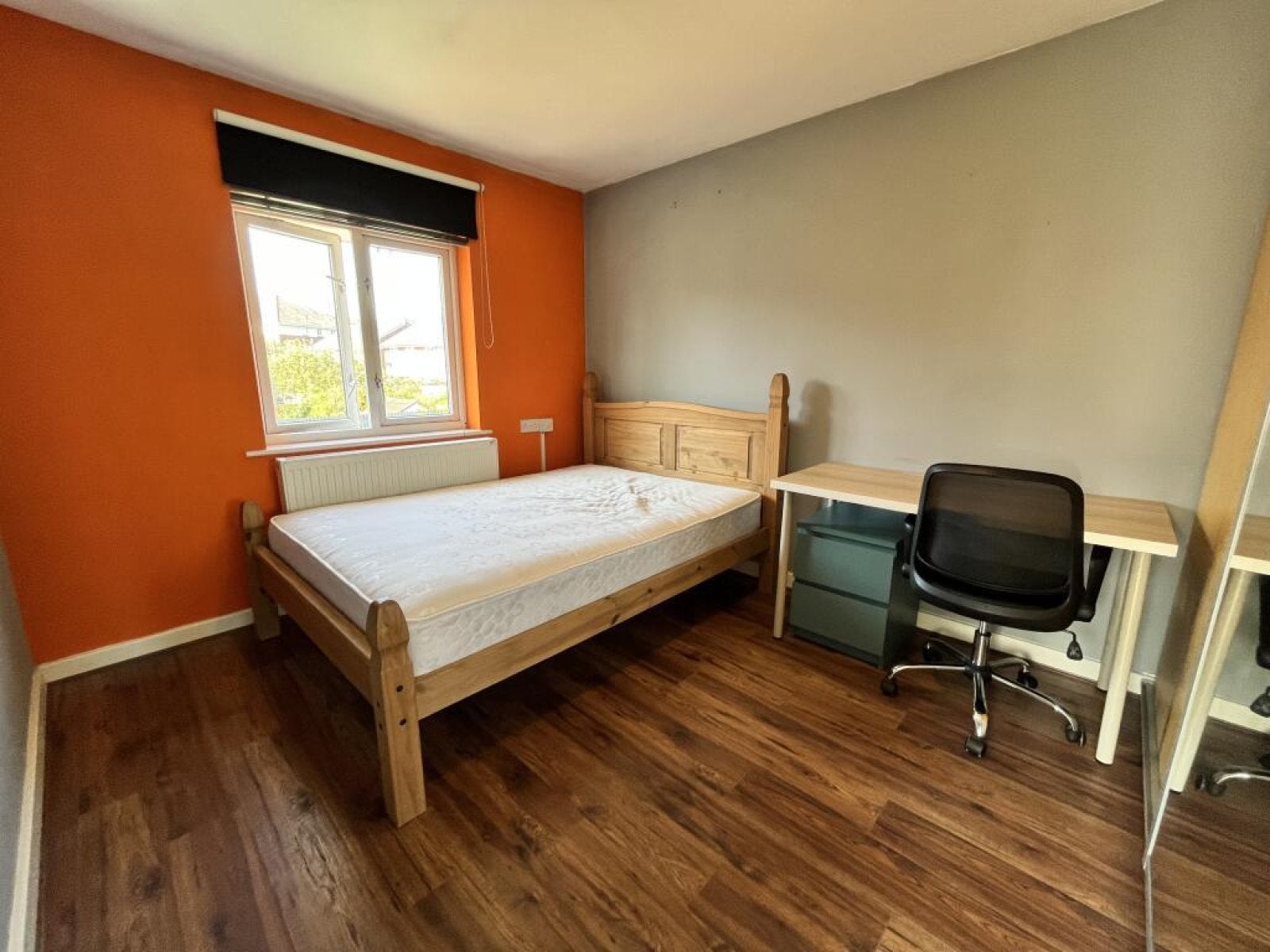 Room Eden Grove in Bristol
