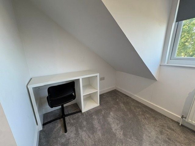 Room Rose Green Road in Bristol