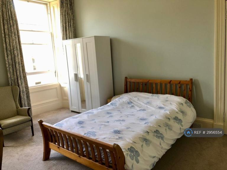 Room Oxford Street in City of Edinburgh