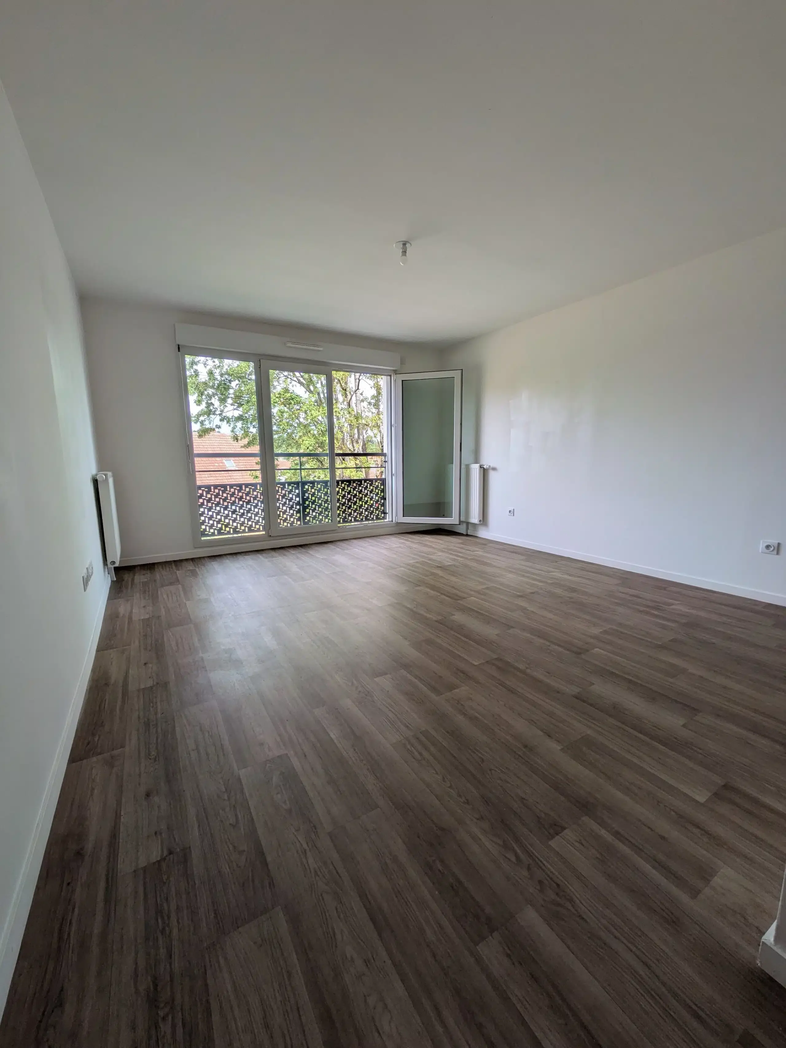 Flat Rue de la Fosse aux Anglais in Dammarie-les-Lys