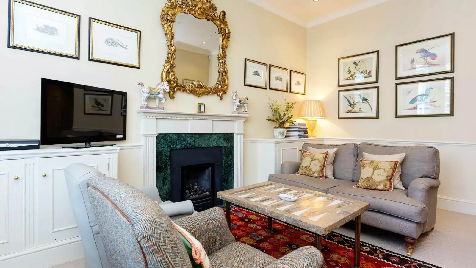 Flat Sheffield Terrace in Greater London