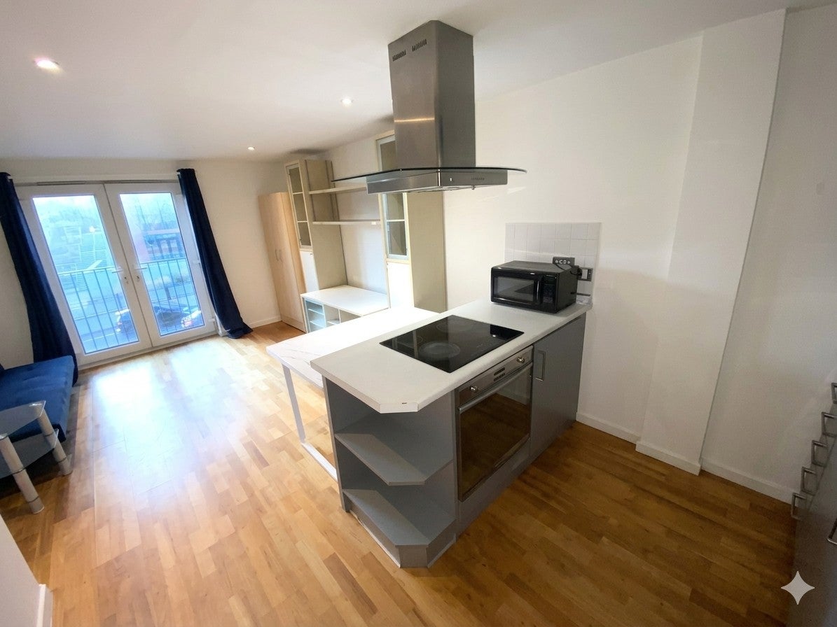 Flat Rutherford Street in Newcastle upon Tyne