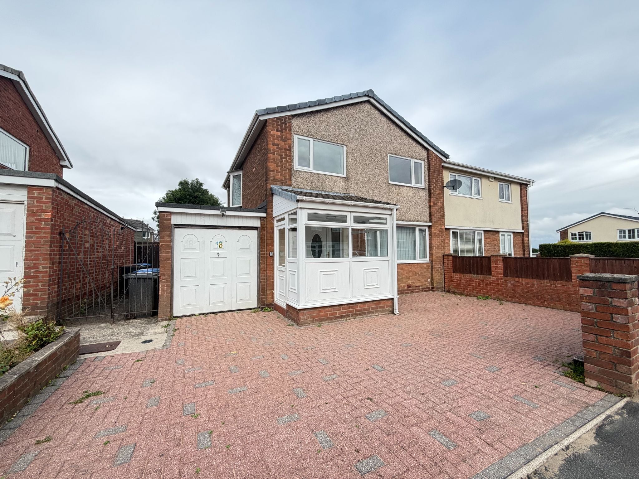 House Ardrossan in Ouston