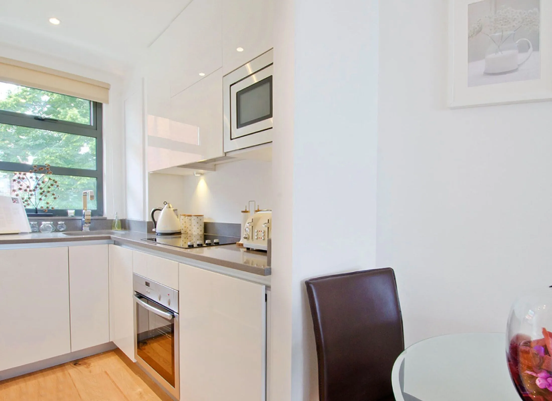 Flat Whitechapel Road in Greater London