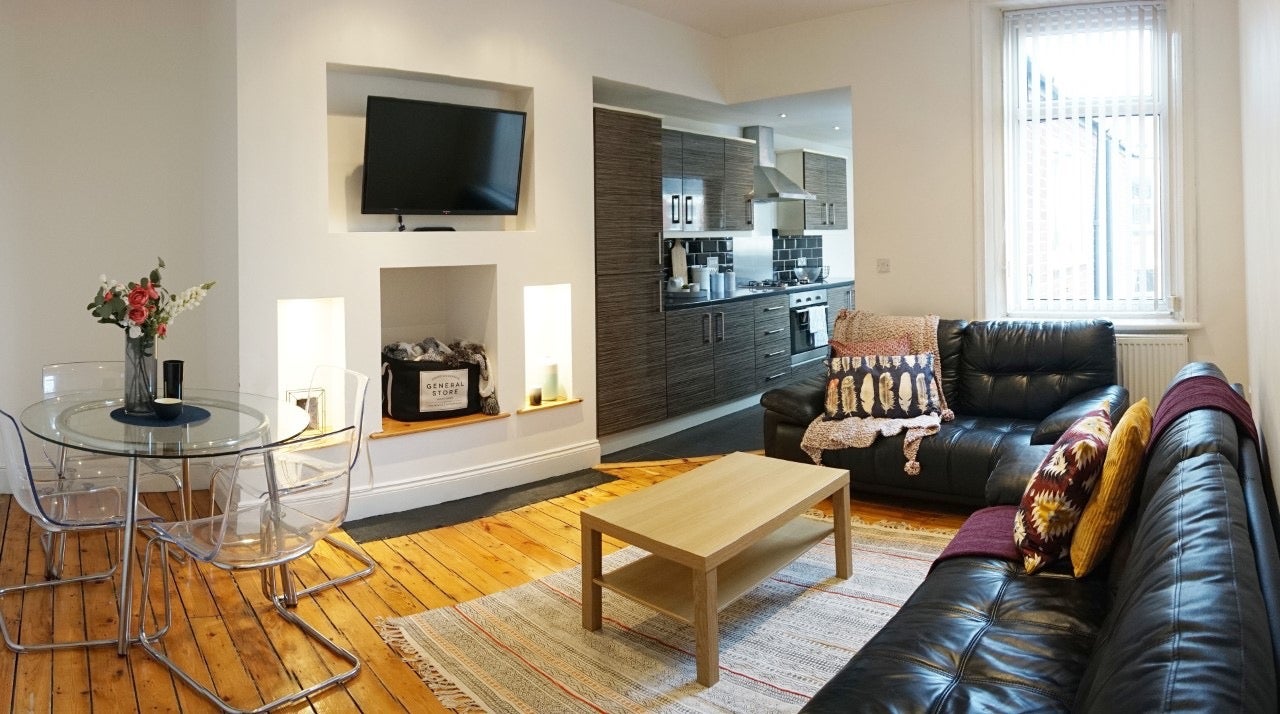 Flat Second Avenue in Newcastle upon Tyne