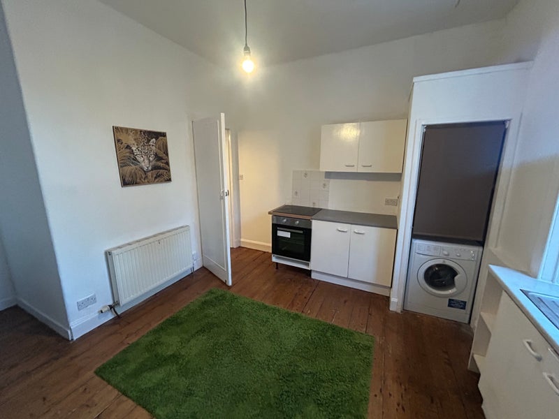 Flat Torness Street in Glasgow