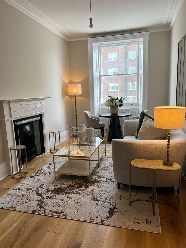 Flat Old Brompton Road in Greater London
