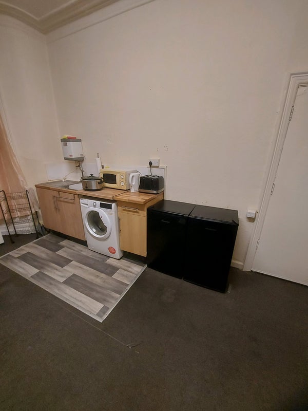 Flat Clevedon Road in Blackpool