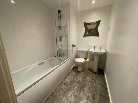 Flat Ordsall Lane in Salford
