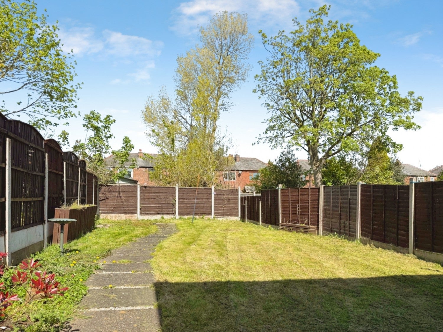 House Kenneth Grove in Leigh