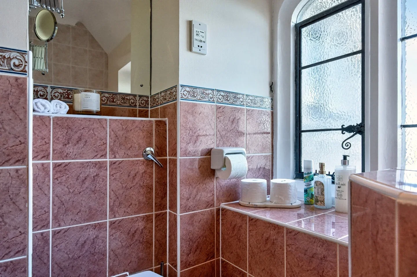 Flat Royal Close in Greater London