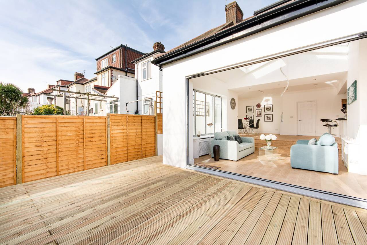 House Dollis Hill Lane in Greater London