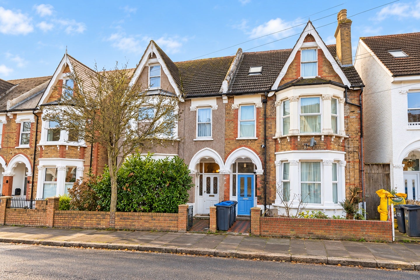 Flat Oliver Avenue in Greater London