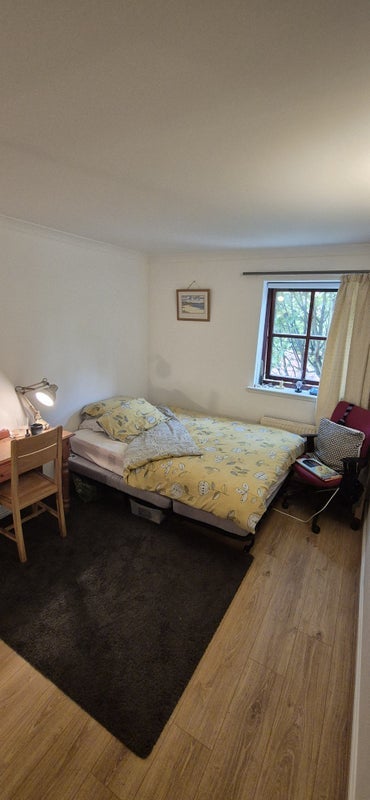 Room Kelvinside Drive in Glasgow