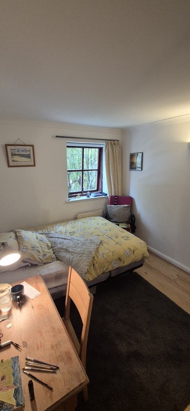 Room Kelvinside Drive in Glasgow