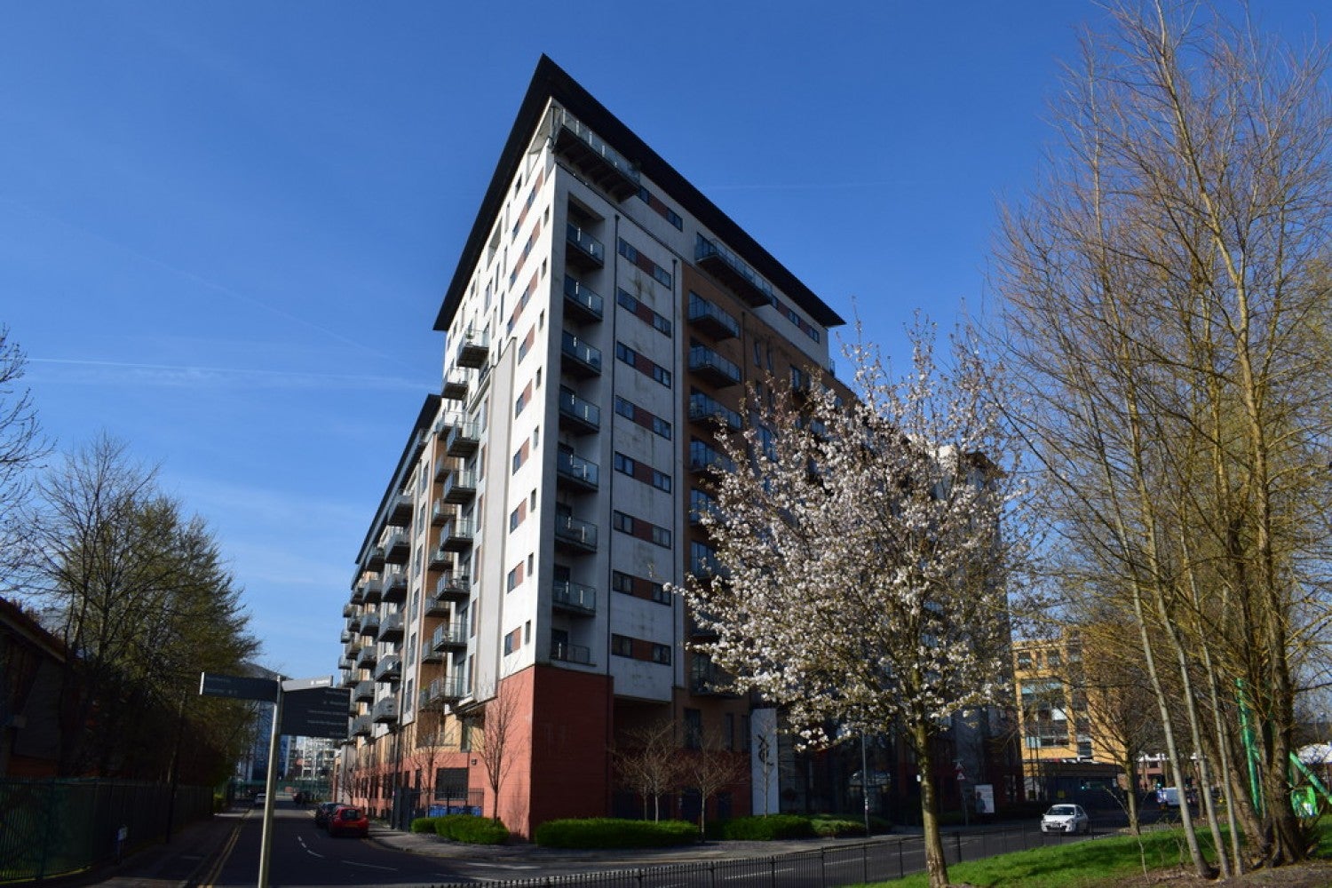 Flat Taylorson Street South in Salford