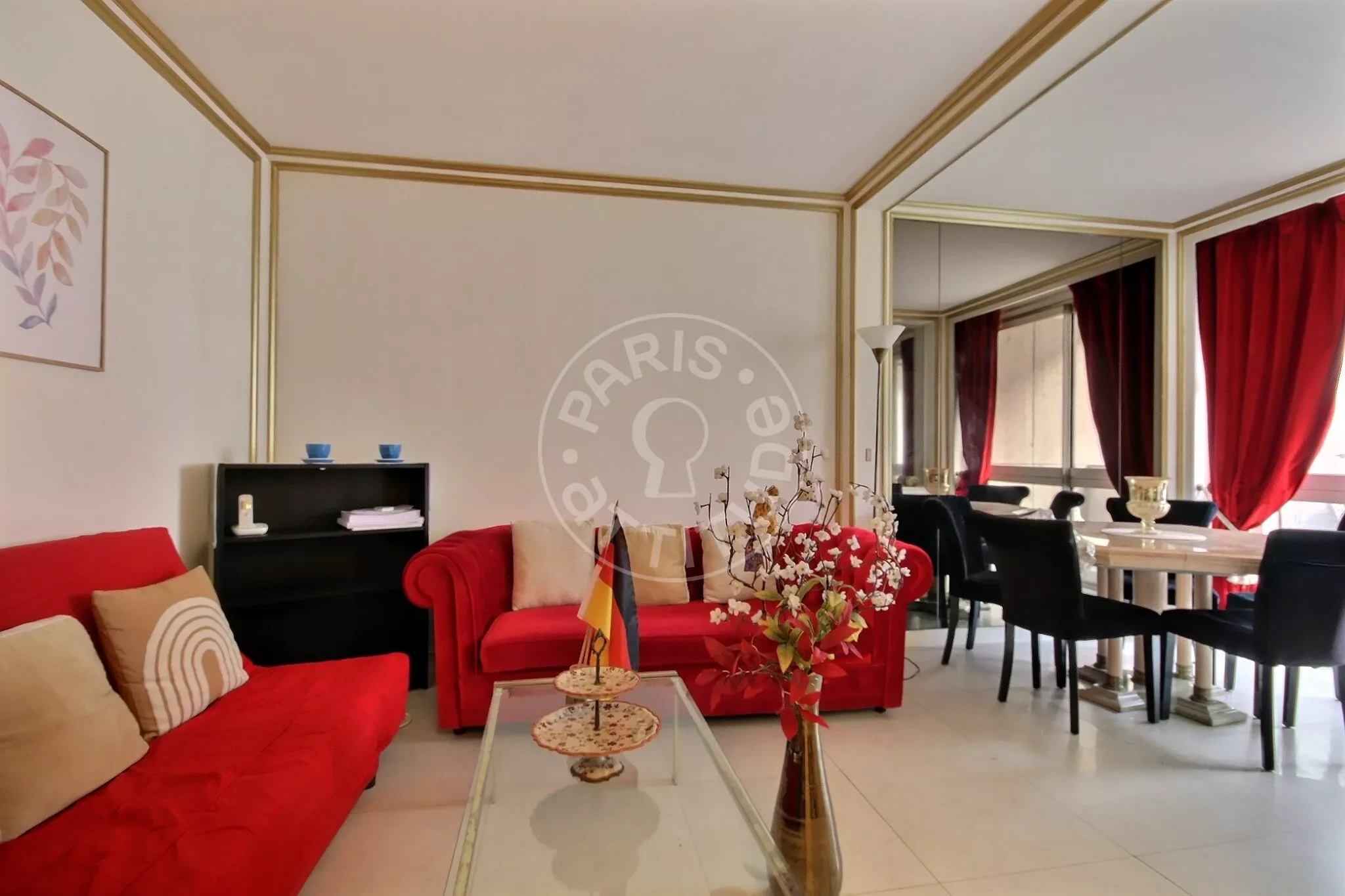 Appartement Rue Pétrarque à Paris