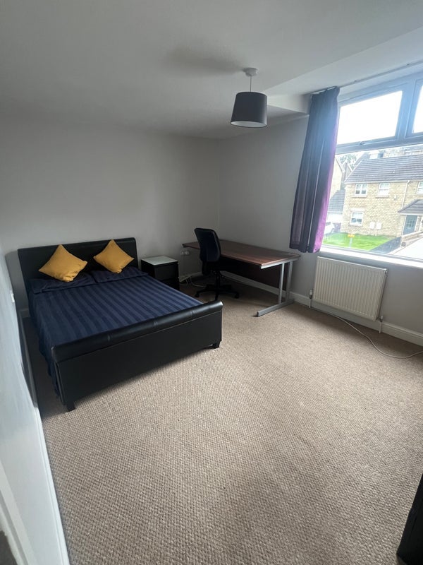 Room Institute Street in Padiham