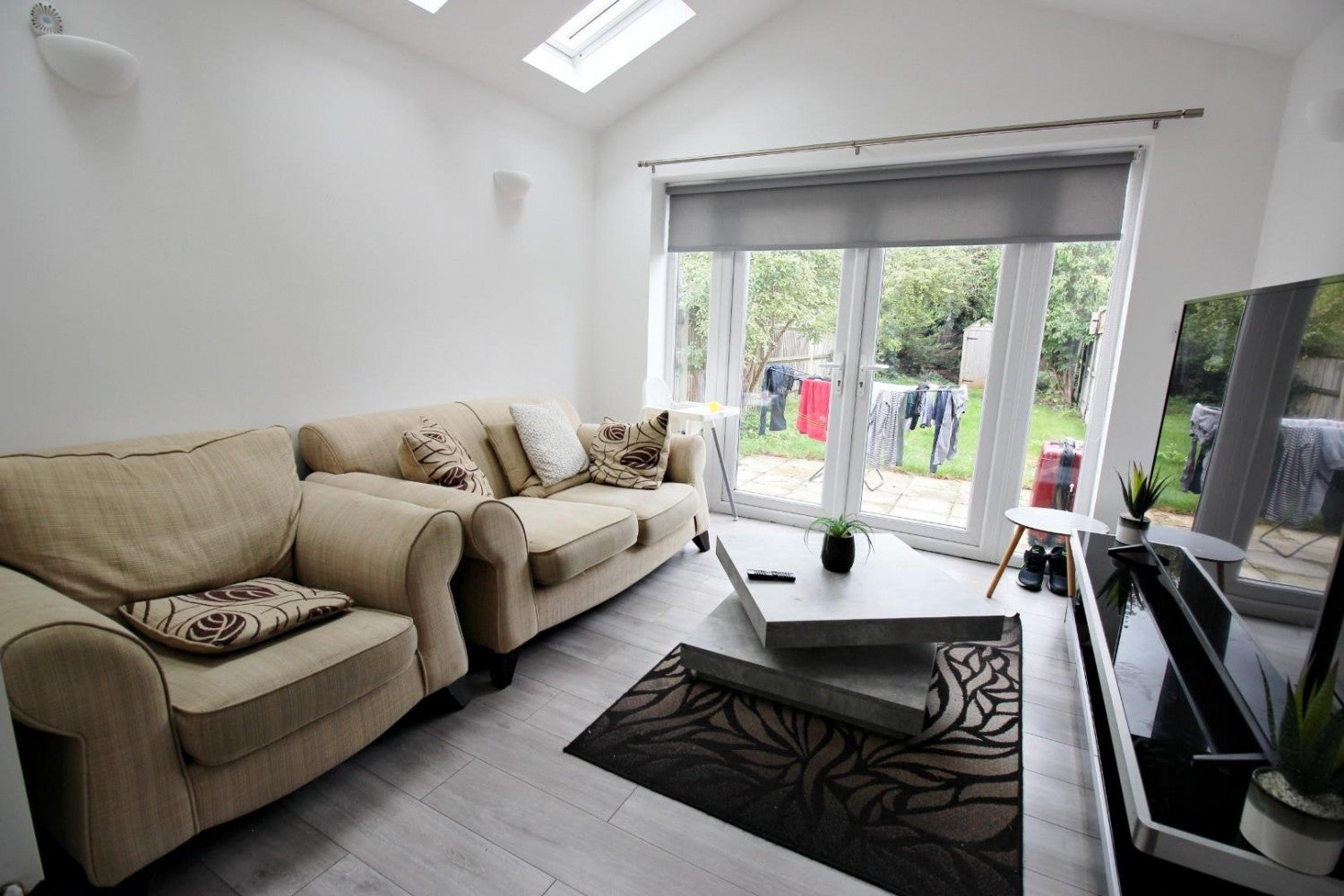 Flat Abbey Terrace in Greater London