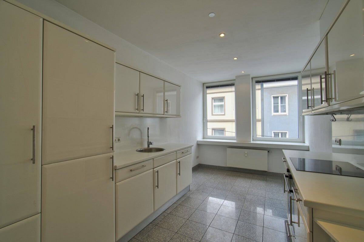 Wohnung Reisholzer Straße in Düsseldorf