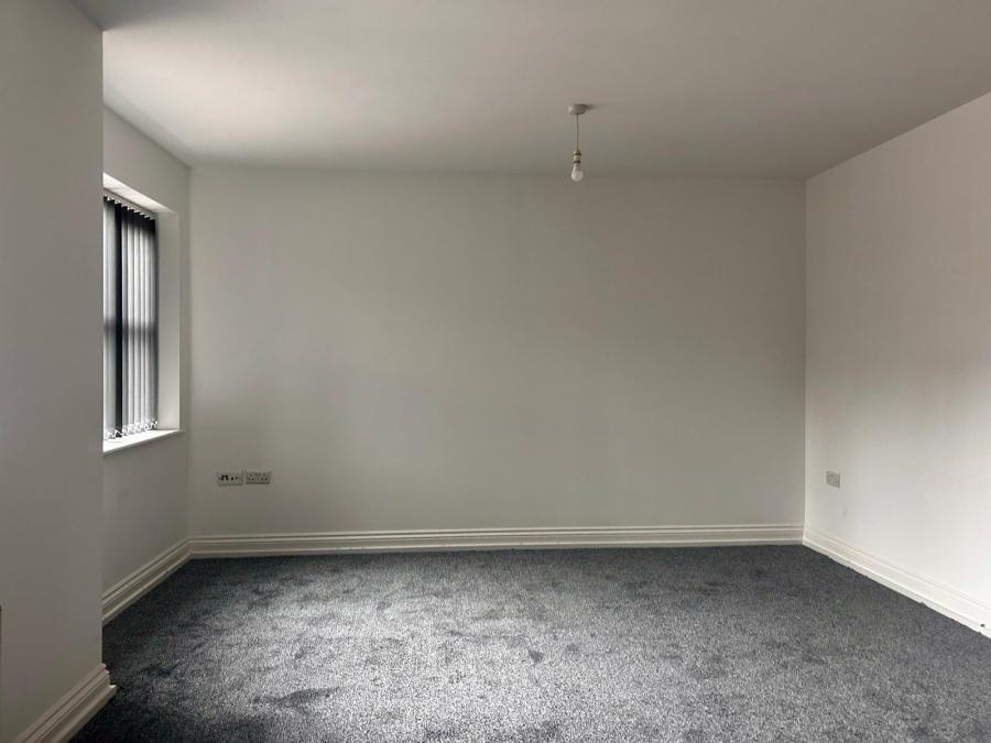 Flat Olive Street in Derby