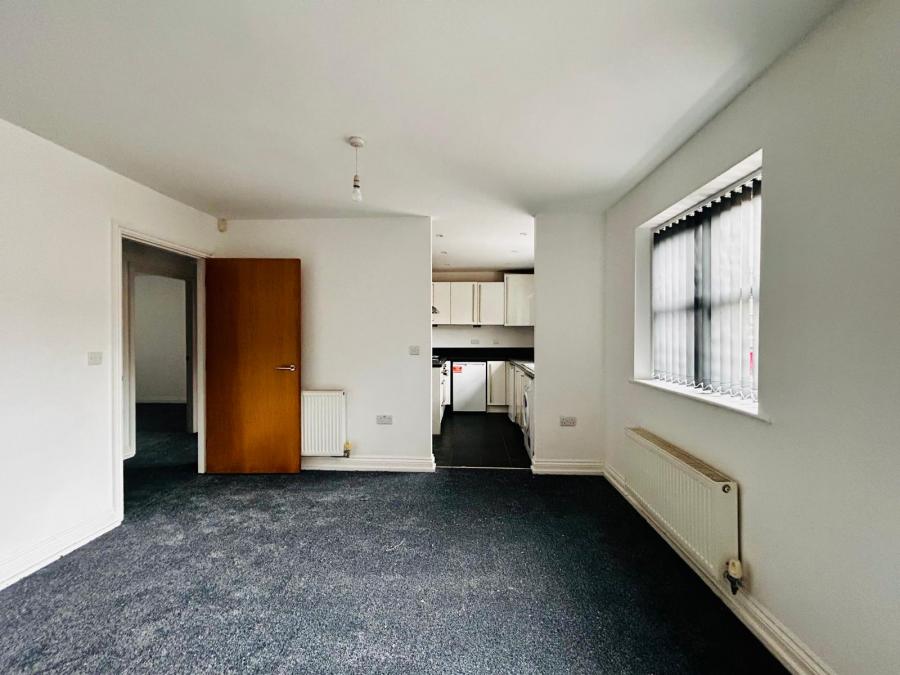 Flat Olive Street in Derby