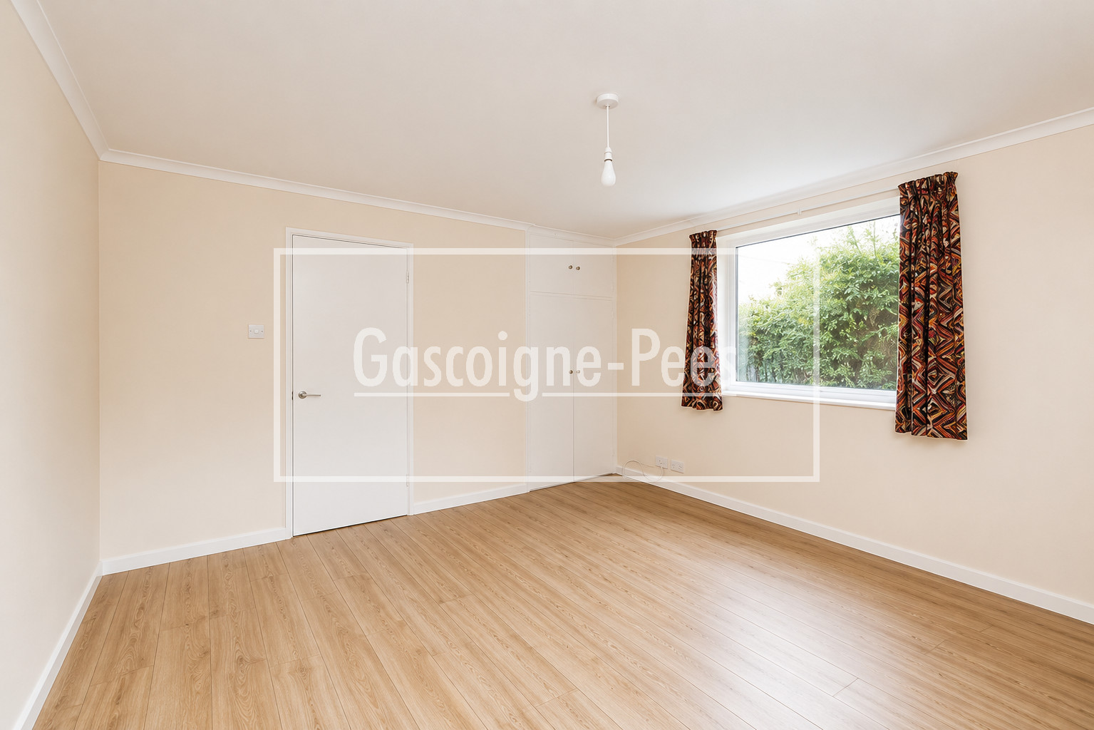 Flat Boxgrove Road in Guildford
