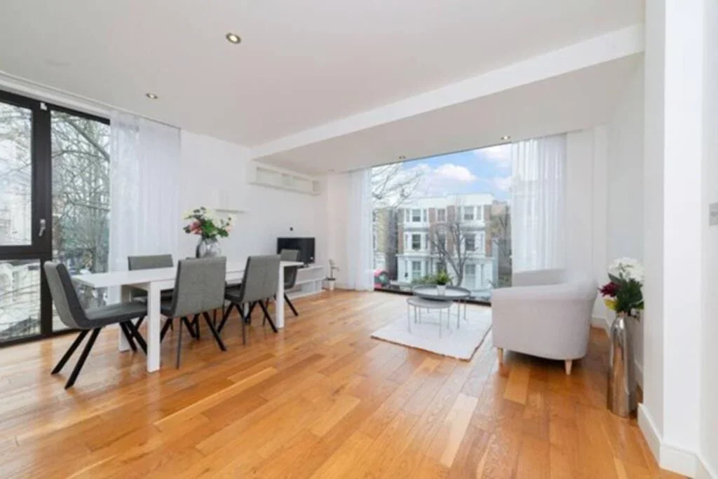 Flat Elgin Avenue in City of Westminster