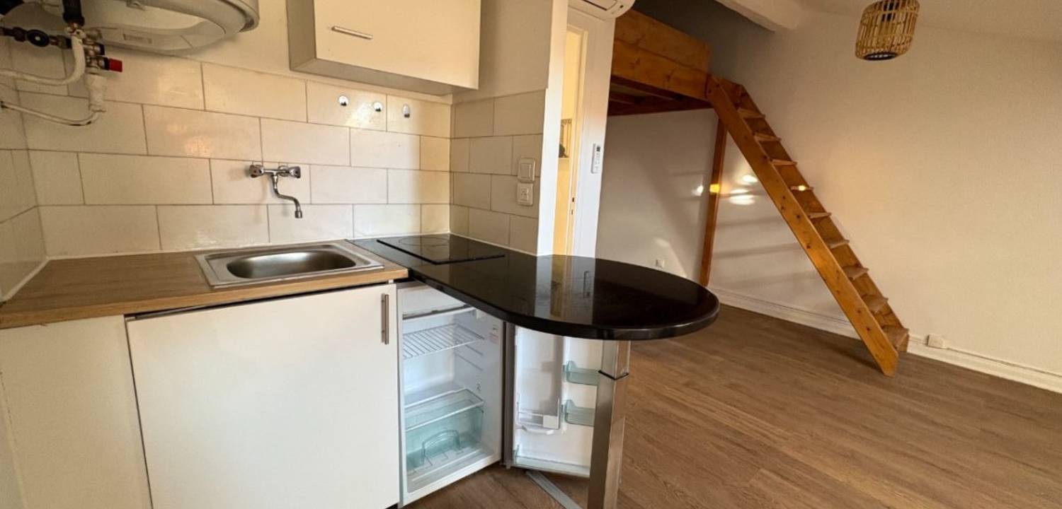 Appartement Place de l'Ile de Beauté à Nice