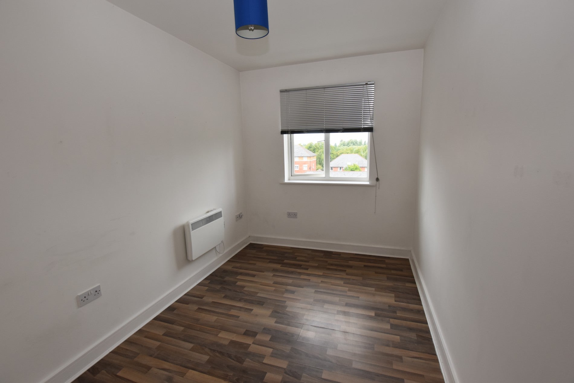 Flat Ratcliffe Court in Colchester