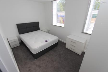 Flat Bramcote Lane in Broxtowe