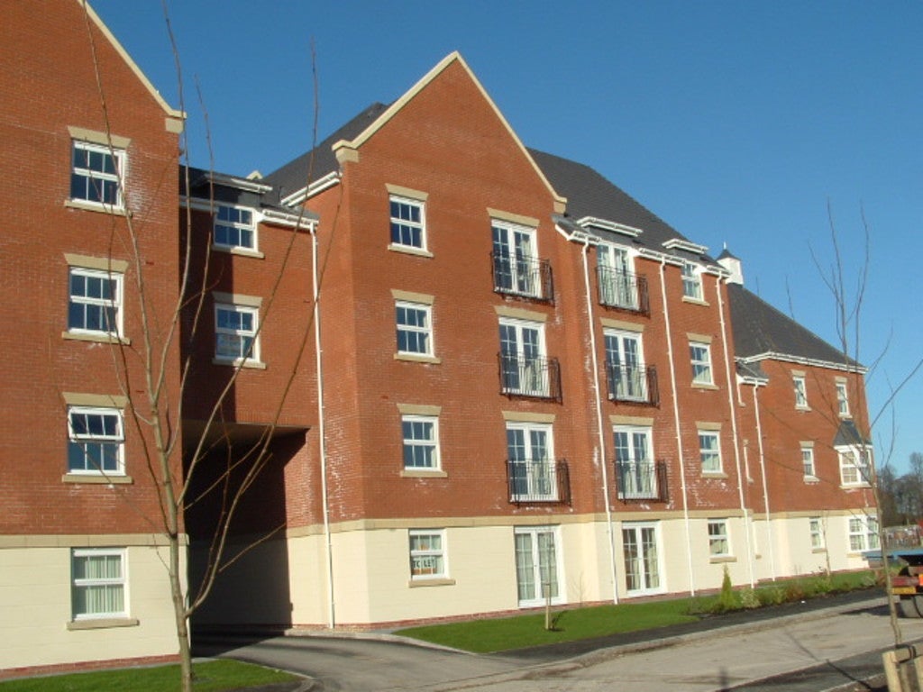 Flat Cornwall Avenue in Chorley