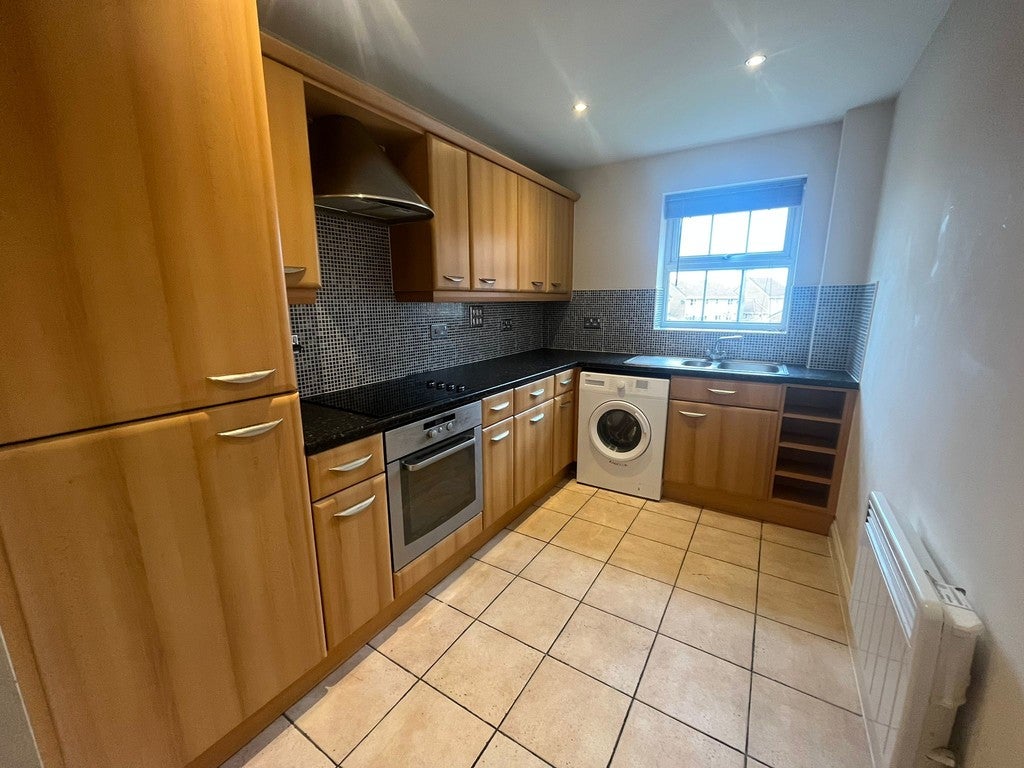 Flat Cornwall Avenue in Chorley