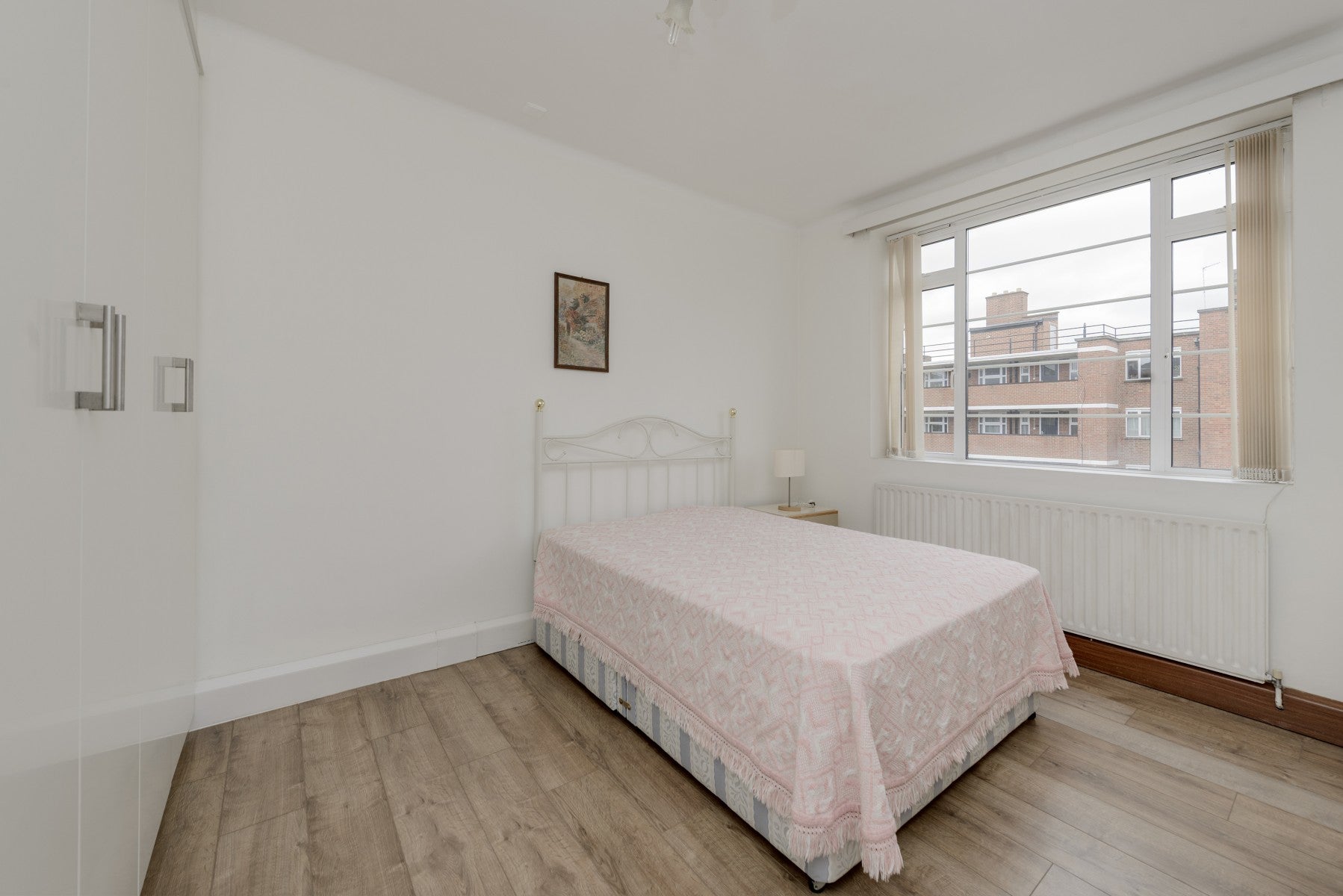 Flat Eamont Street in City of Westminster