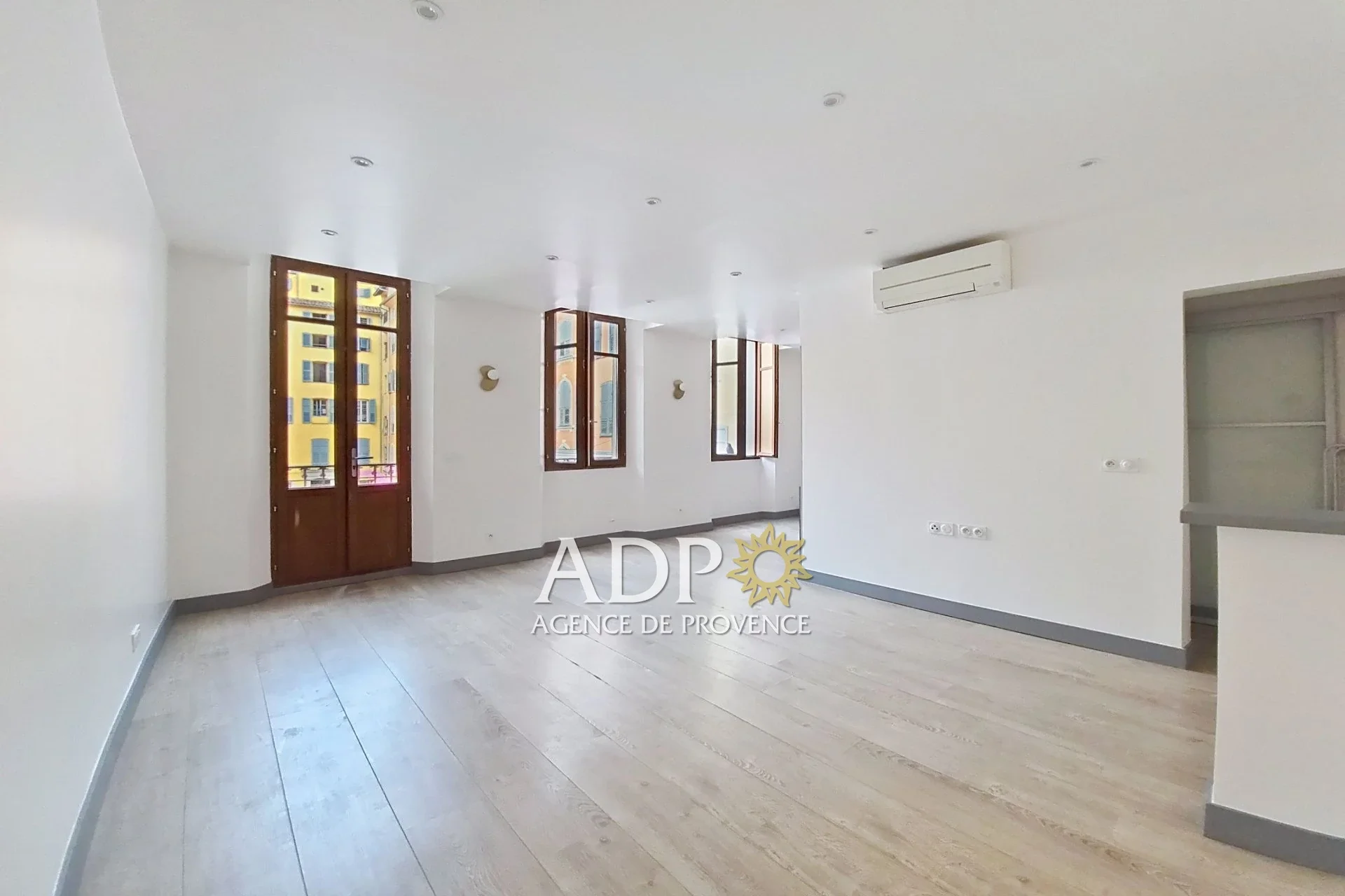 Appartement Place aux Aires à Grasse