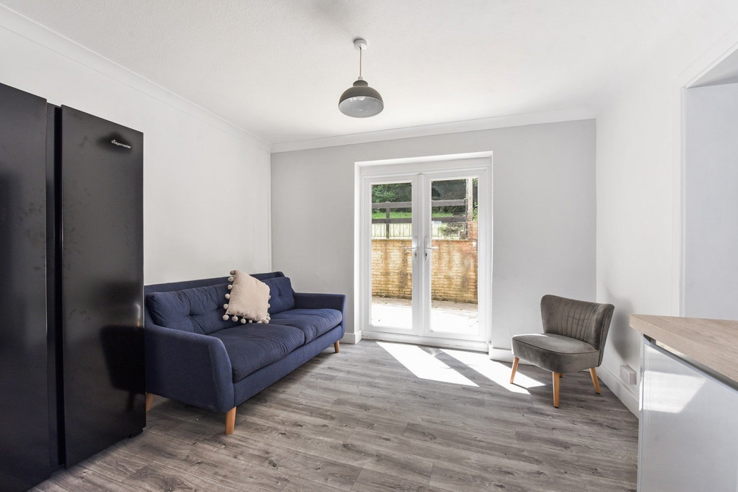 Room Wavell Way in Winchester