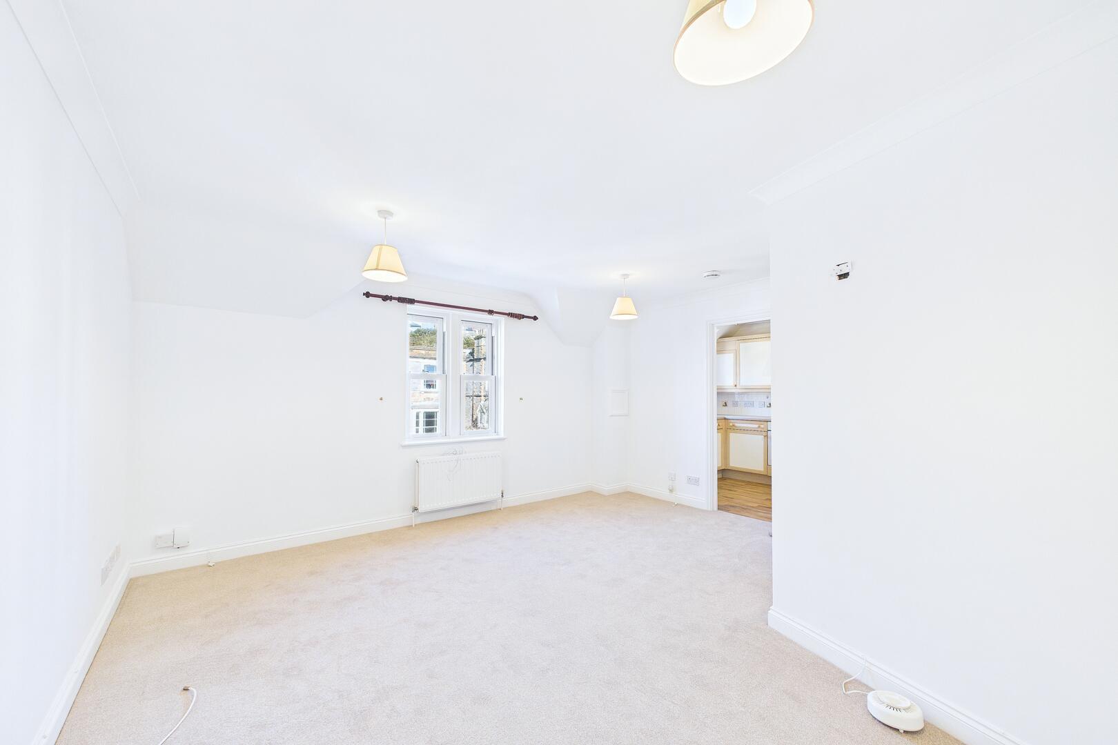Flat Central Way in Clevedon
