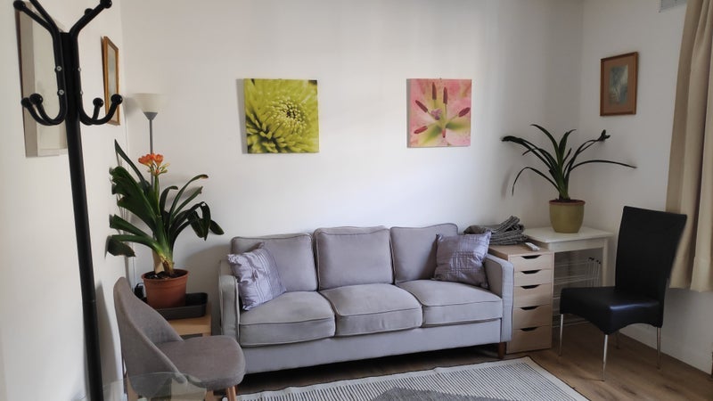 Room Smyrk's Road in Greater London